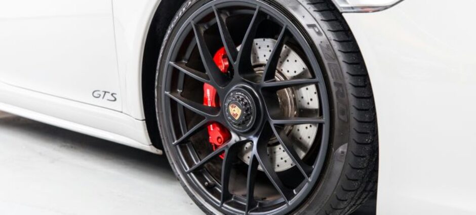 Procurando 4 pneus 225/45 R17?