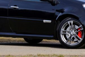 Rodas de liga leve ou aço