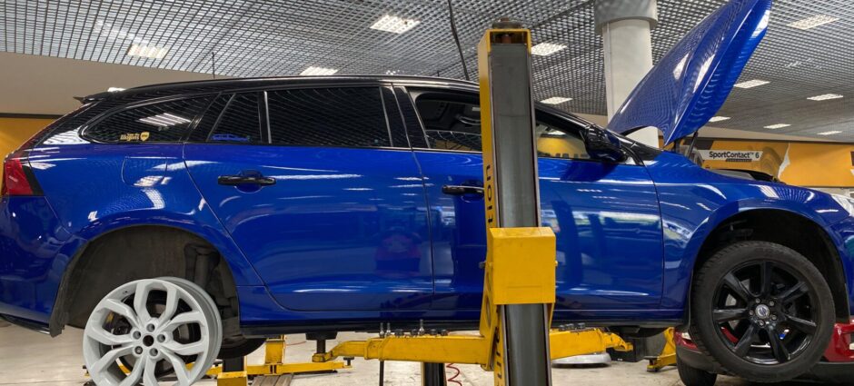 Rodas originais ou personalizadas: Qual a melhor opção para o seu carro