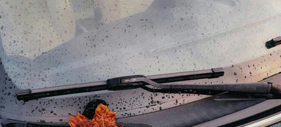 Palhetas do Limpador: Visão Clara e Segura em Qualquer Tempo