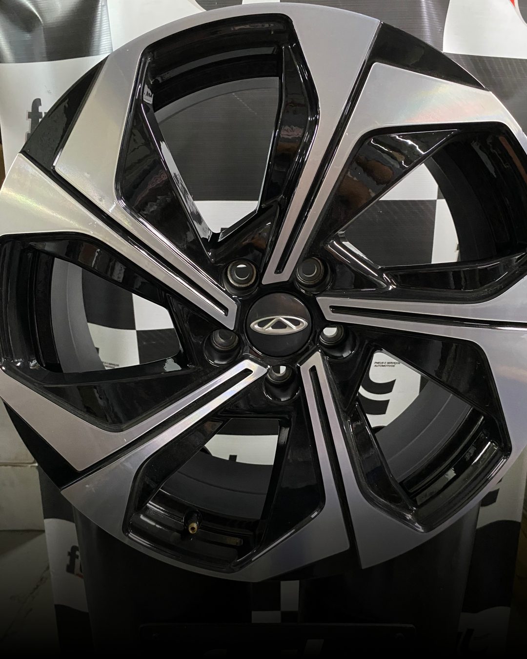 Jogo de Rodas Aro 18 Tiggo 8