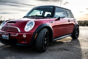 Pneus 185/60 R15: O Guia Completo para a Sua Escolha Perfeita.