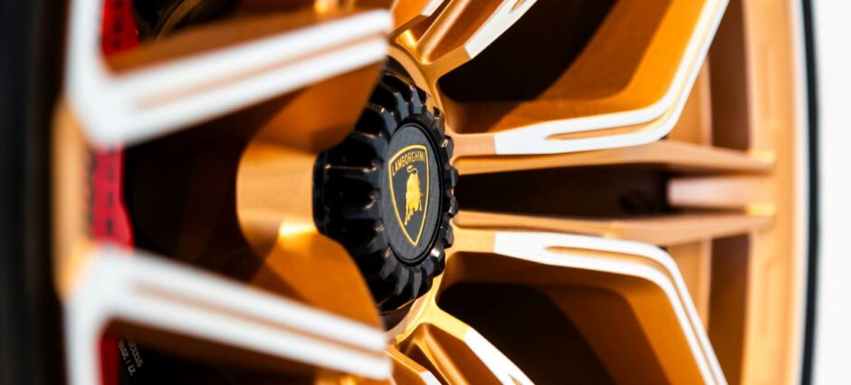 Desempeno ou troca de rodas automotivas?