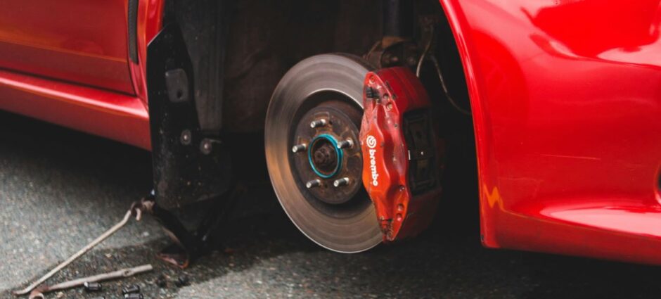 Troca do Fluido de Freio: Garanta a Segurança do Seu Veículo