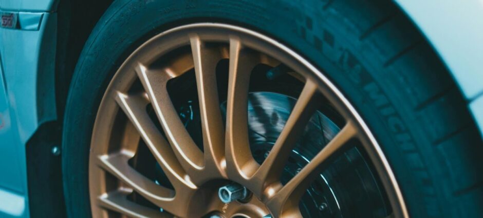 Não jogue dinheiro fora! Saiba escolher o pneu 265/70 R16 ideal 