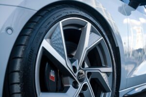 Pneu 195/50 R15? Encontre as melhores marcas na Full