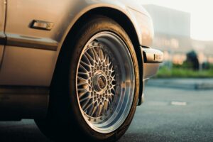 Pneu 195/65 R15: Encontre os Melhores Preços na Full Pneus