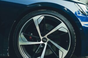 Preço do pneu 205/60 R16