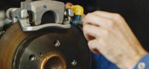 5 Sinais de que seus freios estão pedindo socorro